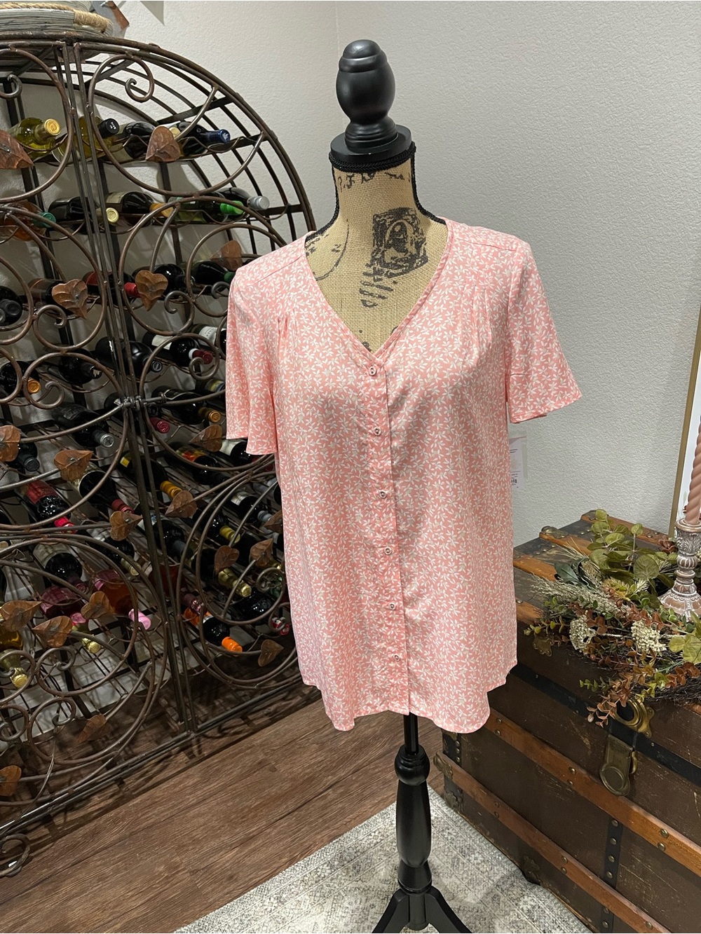 croft & barrow Pink V-Neck Button Front Short Sleeve Blouse